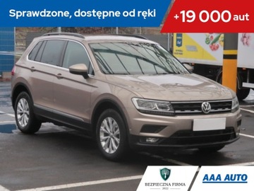 Volkswagen Tiguan II SUV 2.0 TSI 190KM 2019 VW Tiguan 2.0 TSI, Salon Polska, 4X4, DSG, Klima