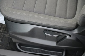 Ford Tourneo Connect III Standard 1.5 EcoBlue 120KM 2019 Ford Tourneo Connect 1.5 EcoBlue 120KM Titanium, zdjęcie 17