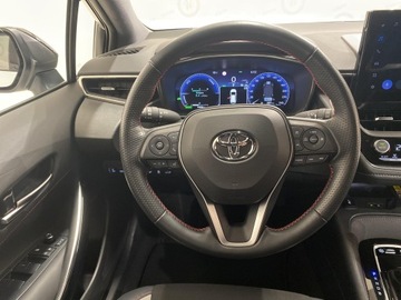 Toyota Corolla XII TS Kombi Facelifting 1.8 Hybrid 140KM 2023 Toyota Corolla 1.8 Hybrid GR Sport Dynamic Seria E, zdjęcie 11