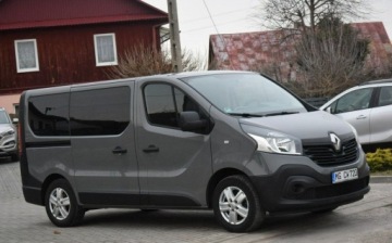 Renault Trafic III Furgon 1.6 Energy dCi 125KM 2016 Renault Trafic 1.6D 8-Osobowy Navi 2 KPL Kol Oryginal LakierSprowadzonyGwa