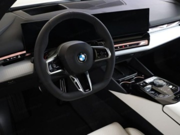 BMW Seria 5 G90-91 2025 BMW Seria 5 540d xDrive Sport Sedan 3.0 (303KM) 2025, zdjęcie 5