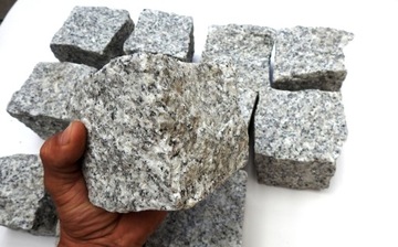 KOSTKA GRANITOWA BRUKOWA OBRZEŻE 8/11 25kg