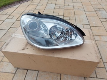 MERCEDES W220 R.04 P.PRAWA LAMPA XENON A2208202461