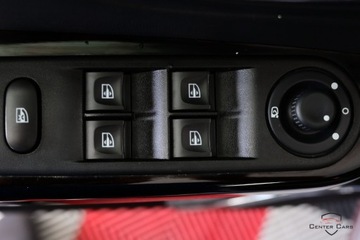 Renault Captur I Crossover 0.9 Energy TCe 90KM 2015 Renault Captur 0.9 TCe Climatronic Navi Led Ke..., zdjęcie 28