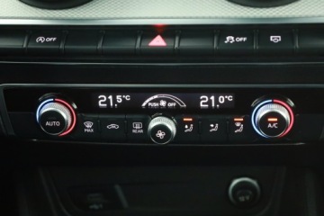 Audi Q2 SUV Facelifting 1.5 35 TFSI 150KM 2023 Audi Q2 35 TFSI, Salon Polska, 1. Właściciel, zdjęcie 9