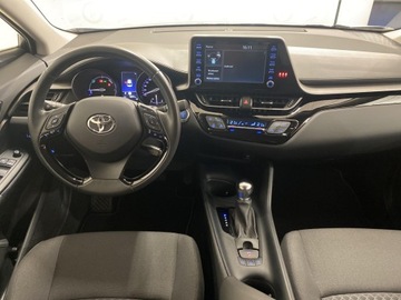 Toyota C-HR I Crossover Facelifting 1.8 Hybrid 122KM 2022 Toyota C-HR 1.8 Hybrid GPF Comfort Toyota C-HR 1.8, zdjęcie 2