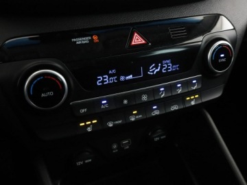 Hyundai Tucson III SUV Facelifting 1.6 GDi 132KM 2019 Hyundai Tucson Navi Kamera cofania Klimatyzacja, zdjęcie 26