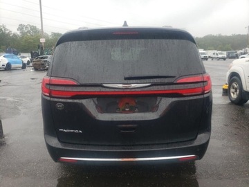 Chrysler Pacifica II 2022 Chrysler Pacifica Touring L 2022 3.6l 3.6 Benzyna 287KM, zdjęcie 2