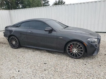 Mercedes Klasa E W213 2022 Mercedes-Benz Klasa E 2022 MERCEDES-BENZ E AMG 53 3.0 Benzyna 429KM, zdjęcie 4