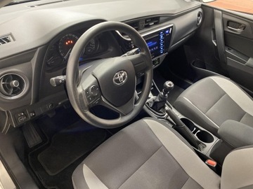 Toyota Auris II Hatchback 5d Facelifting 1.33 Dual VVT-i 99KM 2017 Toyota Auris 1.33 VVT-i Active II (2012-) Toyota A, zdjęcie 9