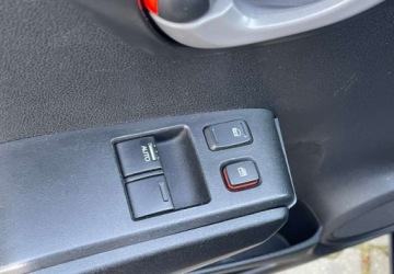 Honda Jazz III 1.4 i-VTEC 100KM 2009 Honda Jazz 1.3 Benzyna 99 Km Klimatyzacja 1.3 Benzyna 99KM, zdjęcie 24