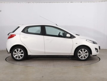 Mazda 2 II Hatchback 5d Facelifting 1.3 MZR 84KM 2011 Mazda 2 1.3 i, Klima, Klimatronic, Parktronic, zdjęcie 3