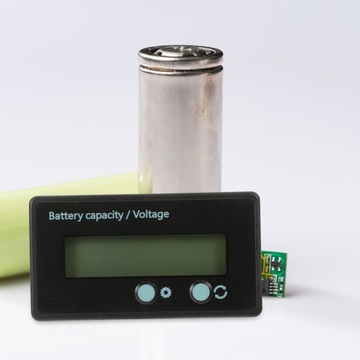 MIERNIK AKUMULATORA SAMOCHODU ELEKTRYCZNEGO TESTER NAPIĘCIA WSKAŹNIK WOLTOMIERZ