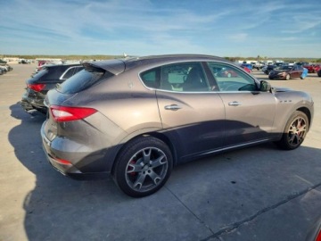 Maserati Levante 2017 Maserati Levante S Sport 2017 3.0 Benzyna 424KM, zdjęcie 3