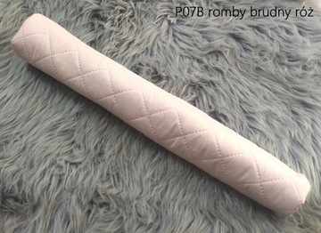 Стеганый чехол на голову коляски.