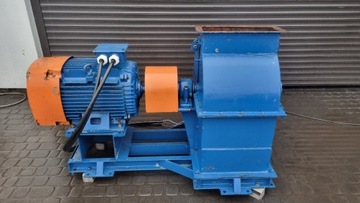 Młyn bijakowy do zrębki, biomasy, rębak 55kw