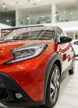 Toyota Aygo X 1.1 VVT-i 72KM 2024 Toyota Aygo X X 1.0 VVT-i Executive Benzyna 72KM, zdjęcie 12