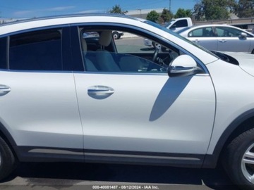 Mercedes GLA II 2022 Mercedes-Benz GLA 2022 MERCEDES-BENZ GLA 250 4MATIC 2.0 Benzyna 221KM, zdjęcie 10