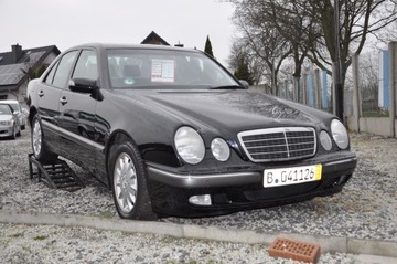 Mercedes Klasa E W210 Sedan 2.0 136KM 2001 Mercedes w 210 elegance automat skóra 2,0 pb, zdjęcie 3