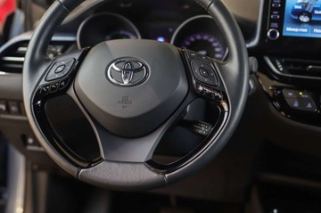 Toyota C-HR I Crossover Facelifting 1.8 Hybrid 122KM 2021 Toyota C-HR 1.8 Hybrid Style 1.8 Hybryda 122KM, zdjęcie 26