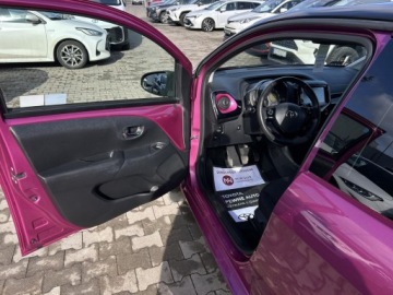 Toyota Aygo II Hatchback 3d Facelifting 1.0 VVT-i 72KM 2019 Toyota Aygo 1.0 VVT-i Prime X-cite II (2014-) Toyo, zdjęcie 19