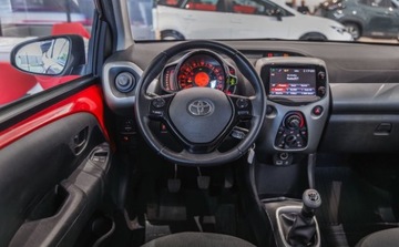 Toyota Aygo II Hatchback 5d 1.0 VVT-i 69KM 2015 Toyota Aygo 1.0 VVT-i X-play Benzyna 69KM, zdjęcie 18