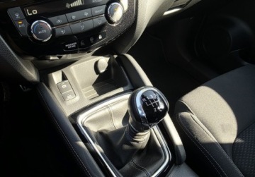 Nissan Qashqai II Crossover Facelifting 1.6 DiG-T 163KM 2018 Nissan Qashqai 1,6 TiG-T - Wzorowy Jedyne 63 Tys. Km 1.6 Benzyna, zdjęcie 23