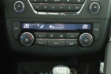 Renault Kadjar Crossover 1.2 Energy TCe 130KM 2015 Renault Kadjar 1.2 TCe, Salon Polska, Serwis ASO, zdjęcie 14