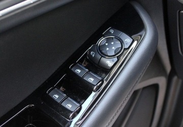 Ford S-Max II Van 2.0 EcoBlue 150KM 2019 Ford S-Max 2.0 EcoBlue 150KM Titanium AT8 Pakiet Winter SerwisASO SalonPL, zdjęcie 28