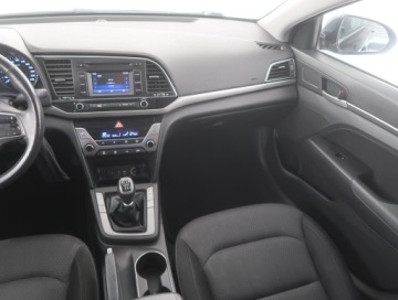 Hyundai Elantra VI Sedan 1.6 MPI 128KM 2016 Hyundai Elantra 1.6 CVVT, Salon Polska, Klima, zdjęcie 7