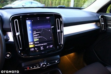 Volvo XC40 Crossover 2.0 D3 150KM 2019 Volvo XC 40 Volvo XC 40 D3 Momentum Pro 2.0 Diesel 150KM, zdjęcie 27