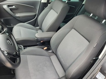 Volkswagen Polo V Hatchback 3d Facelifting 1.2 TSI BlueMotion Technology 90KM 2015 Volkswagen Polo 1.2TSI 90KM Automat, zdjęcie 25