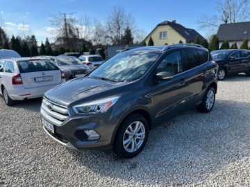 Ford Kuga II SUV Facelifting 1.5 EcoBoost 150KM 2017 Ford Kuga 1.5 Benzyna 150KM, zdjęcie 1