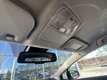 Toyota Avensis III Wagon Facelifting 2015 2.0 D-4D 143KM 2017 Toyota Avensis Salon Polska Nawigacja GWARANCJA !, zdjęcie 30