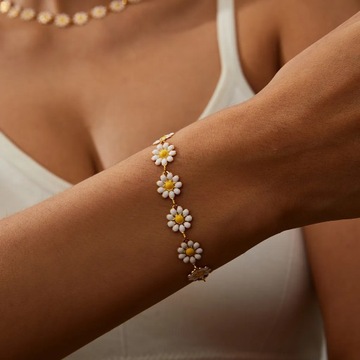 Cute Daisy Flower Beaded Bracelet Set for Wom