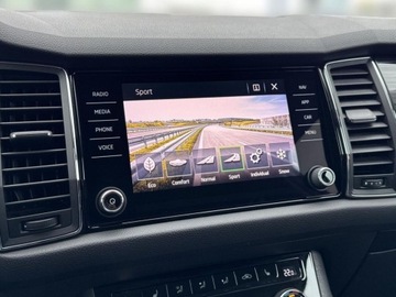 Skoda Kodiaq I SUV 2.0 TSI 180KM 2018 Skoda Kodiaq TSI 4x4 180KM Style Kam.360 Skora Aktywny tempomat DCC F, zdjęcie 31