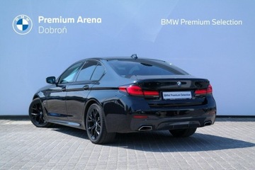 BMW Seria 5 G30-G31 Limuzyna Facelifting 2.0 520d 190KM 2021 BMW 520 BMW 520d xDrive Adaptive LED Fotel Sportow, zdjęcie 3
