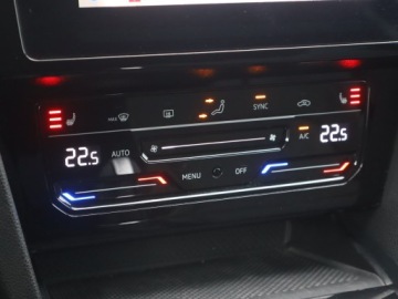 Volkswagen Passat B8 Variant Facelifting 2.0 TDI SCR 150KM 2022 VW Passat 2.0 TDI, Salon Polska, 1. Właściciel, zdjęcie 16