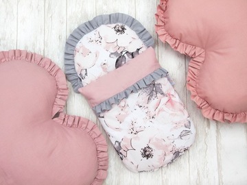 NOSIDEŁKO 45cm z POŚCIELĄ dla lalek ( BEZ LALKI )