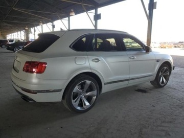 Bentley Bentayga 2017 Bentley Bentayga 2017r., 4x4, 6.0L, zdjęcie 2