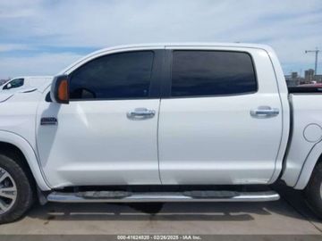 Toyota Tundra II 2020 Toyota Tundra 2020 Toyota Tundra 4WD Platinum CrewMax 5.5 Bed 5.7L 5.7, zdjęcie 3