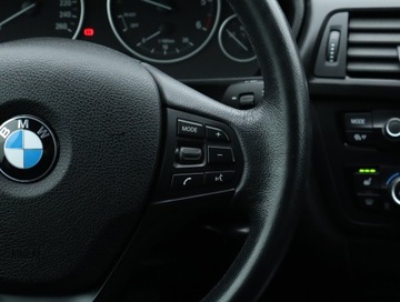 BMW Seria 3 F30-F31-F34 2014 BMW 3GT 318d GT, Skóra, Xenon, Bi-Xenon, Klima, zdjęcie 18