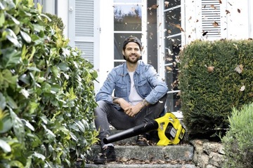 АККУМУЛЯТОРНАЯ ВОЗДУХОВКА KARCHER LBL 4 MAX