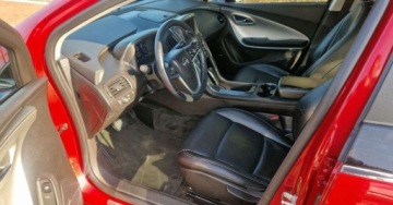 Opel Ampera 2011 Opel Ampera Opel Ampera 1.4 Hybryda Plug-in 151KM, zdjęcie 3