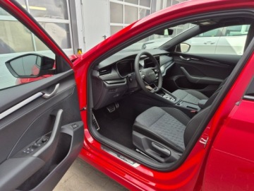 Skoda Octavia IV Liftback 1.5 TSI EVO 150KM 2026 Skoda Octavia SPORTLINE 1.5 TSI DSG z placu 150 KM, zdjęcie 10