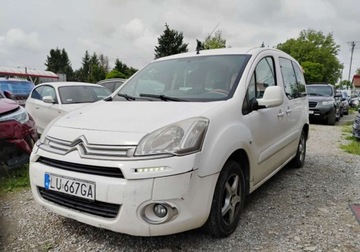Citroen Berlingo II Combi Facelifting 1.6 HDI 90KM 2014 Citroen Berlingo 2014r, Salonowy, 1.6 HDI. Lekko uszkodzony tyl. Jezdzi. V, zdjęcie 1