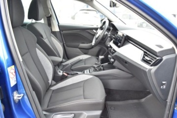 Skoda Kamiq Crossover Facelifting 1.0 TSI 115KM 2025 Skoda Kamiq SalonPL 115KM DSG SelectionWinter Premium ASO VAT23 Benzyna, zdjęcie 33