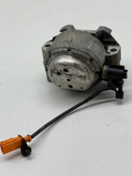 AUDI A6 C7 2.0 TDI Кронштейн лапы опора двигателя СПРАВА/ЛЕВА