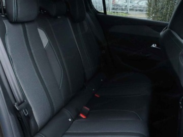 Peugeot 308 III Hatchback 1.5 BlueHDi 130KM 2025 Od ręki - Allure EAT8 1.5 BlueHDi 130KM / Pakiet Safety, Komfort, zdjęcie 8
