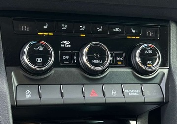 Skoda Karoq Crossover 1.5 TSI ACT 150KM 2018 Skoda Karoq 1.5 TSI DSG 7 PERFEKCYJNY GWARANCJA bezwypadkowy 1.5, zdjęcie 32